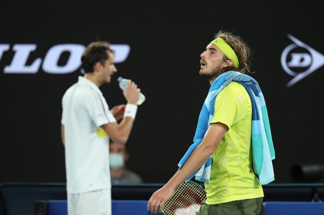 12连胜前十选手！梅德维德夫胜西西帕斯进澳网决赛